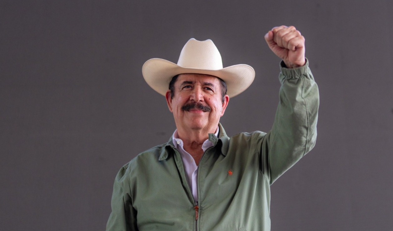 Coordinador general de Libre Manuel Zelaya convoca a movilización en el INFOP para exigir recuento voto por voto

 